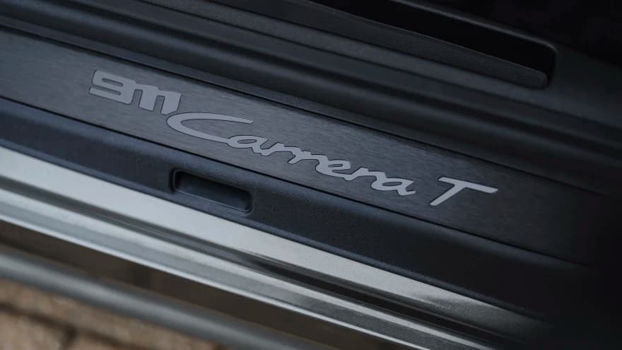 Porsche 911 Carrera T Cabriolet — additional view